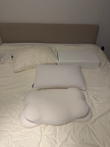 Cloud Pillow photo review from Carlos R.
