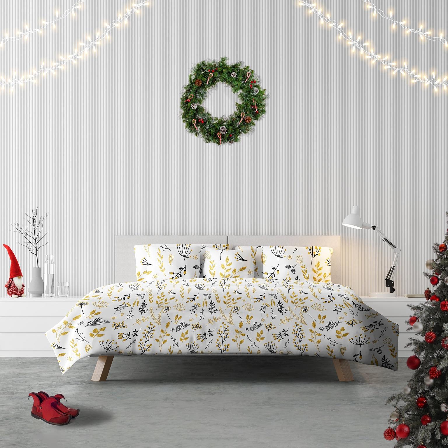 Festive Gold Leaf & Berry Duvet Cover Set — 300-Thread Count Cotton Percale, Queen 90x90in | OEKO-TEX, Holiday Print