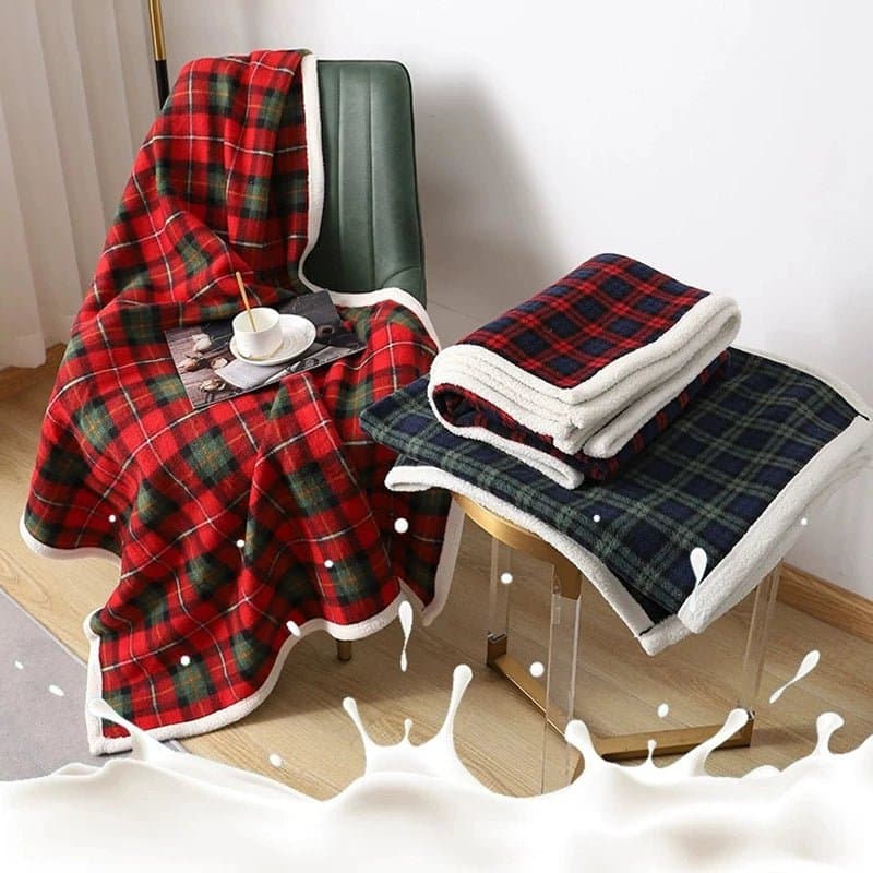 Plaid Blanket Throw for Cozy Lounging — Soft Polyester, All-Season Weight, Holiday Pattern | Lumuwala