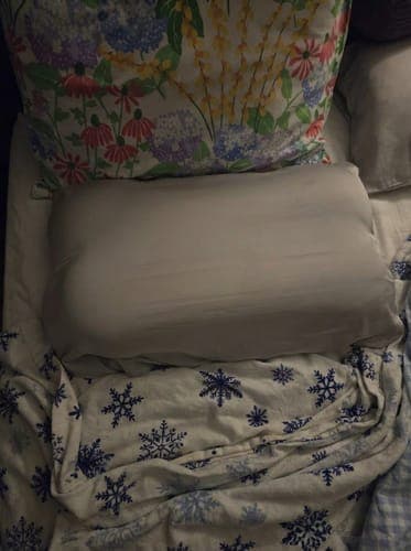 Cloud Pillow - Cooling Memory Foam Pillow photo review from Ivy H.