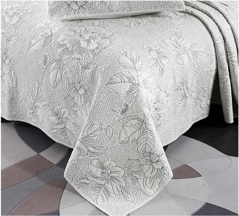 Lightweight Floral Bedding for Warm Sleepers — Jacquard Cotton Coverlet & Shams, Queen 90x90in | OEKO-TEX, Breathable
