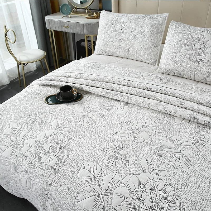 Lightweight Floral Bedding for Warm Sleepers — Jacquard Cotton Coverlet & Shams, Queen 90x90in | OEKO-TEX, Breathable — view 2