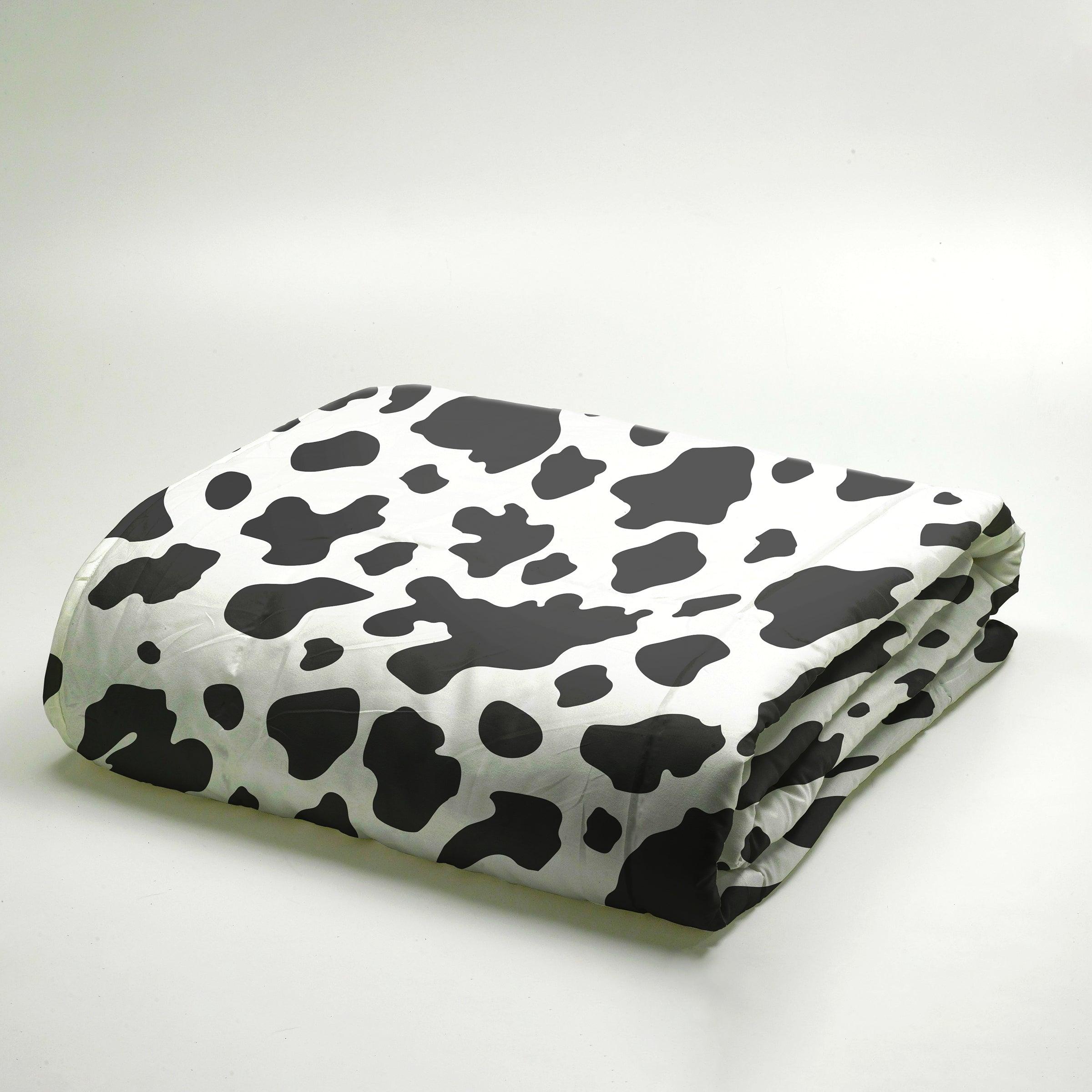 Playful Cow Print Duvet Cover Set — 200-Thread Count Cotton Percale, Queen 90x90in | OEKO-TEX, Machine Washable — view 6