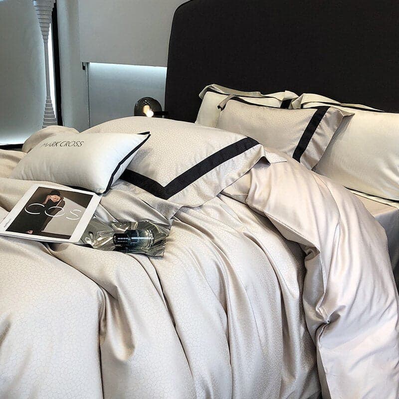 Classique Le Luxe Duvet Cover Set — 600-Thread Count Egyptian Cotton Jacquard, Queen 90x90in | OEKO-TEX, Timeless — view 1