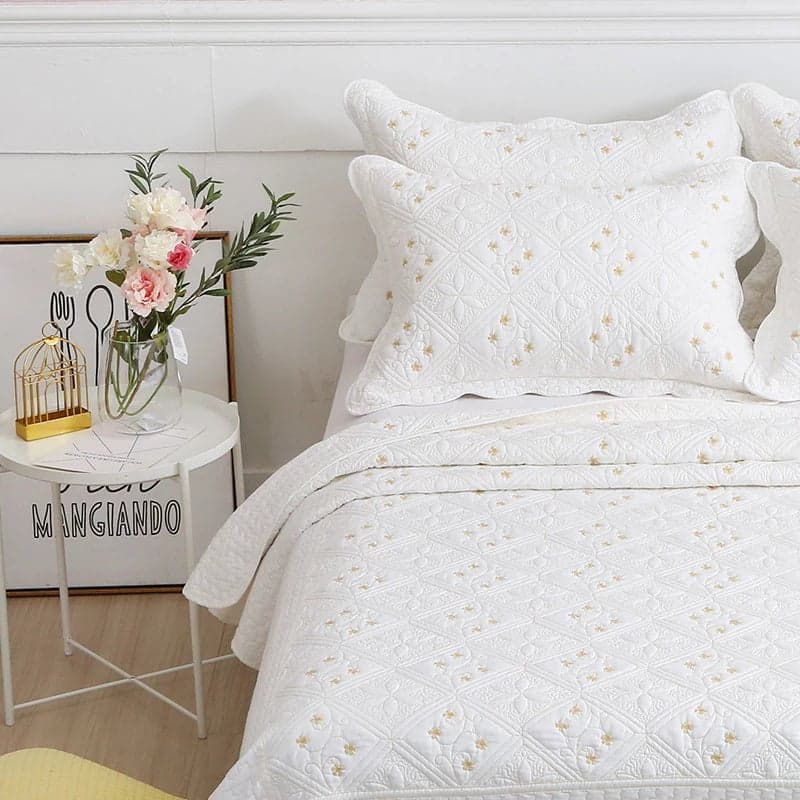 Floral Coverlet Set for Feminine Bedroom Design — Printed Cotton, Quilted, Queen 90x90in | Easy Wash, Seasonal Versatility