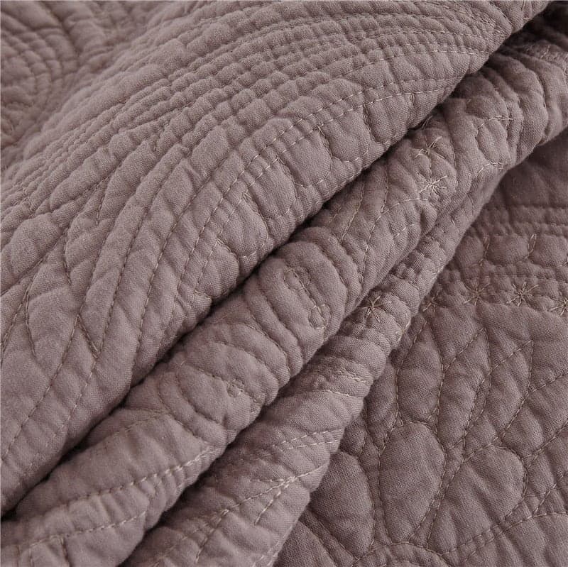 Versatile Coverlet Set in Multiple Styles — Larena Design, Lightweight, Twin/Queen/King | Lumuwala — view 13