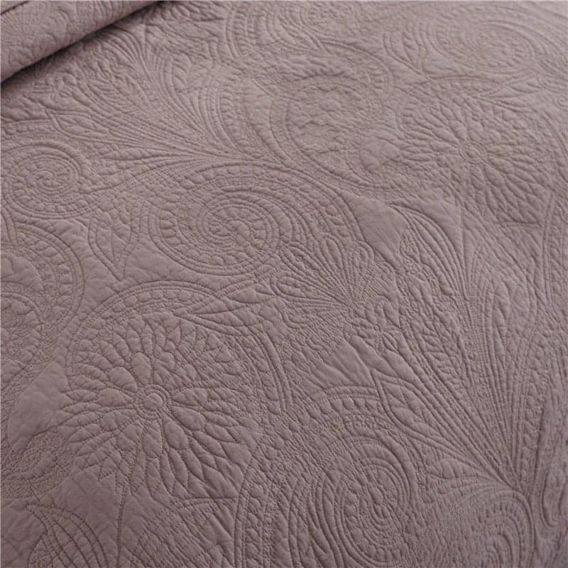 Versatile Coverlet Set in Multiple Styles — Larena Design, Lightweight, Twin/Queen/King | Lumuwala — view 14