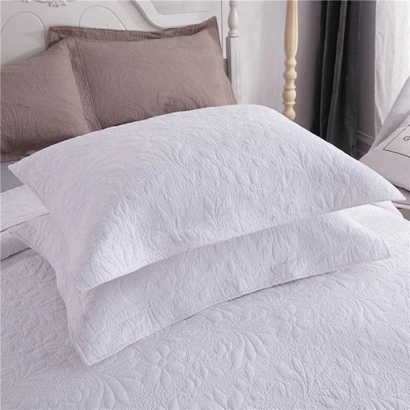 Versatile Coverlet Set in Multiple Styles — Larena Design, Lightweight, Twin/Queen/King | Lumuwala — view 22