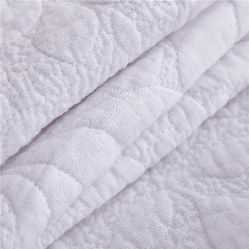 Versatile Coverlet Set in Multiple Styles — Larena Design, Lightweight, Twin/Queen/King | Lumuwala — view 24