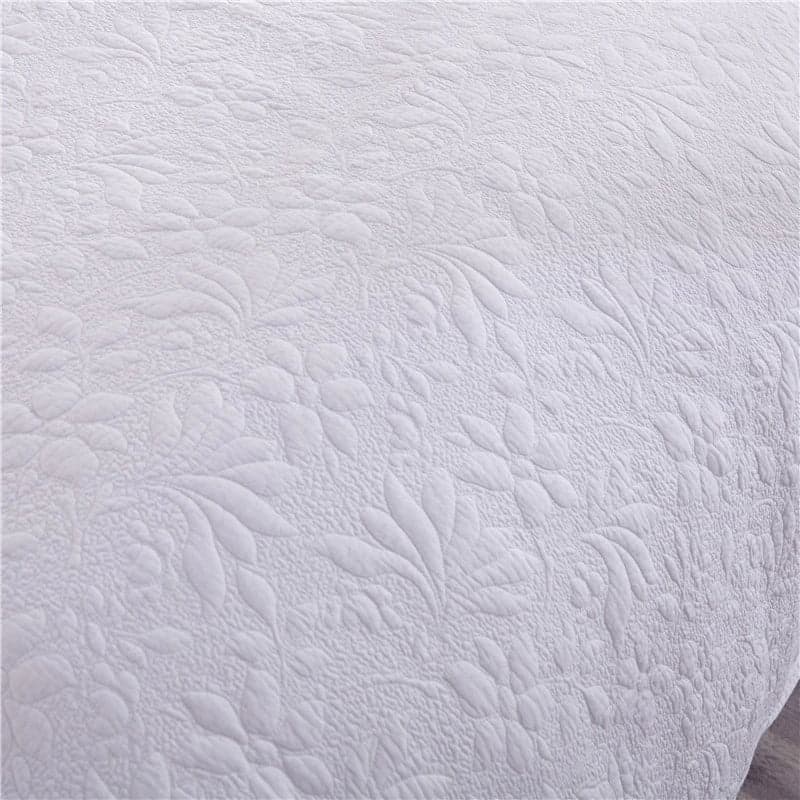 Versatile Coverlet Set in Multiple Styles — Larena Design, Lightweight, Twin/Queen/King | Lumuwala — view 25