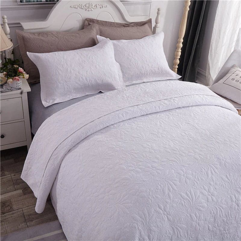 Versatile Coverlet Set in Multiple Styles — Larena Design, Lightweight, Twin/Queen/King | Lumuwala — view 26