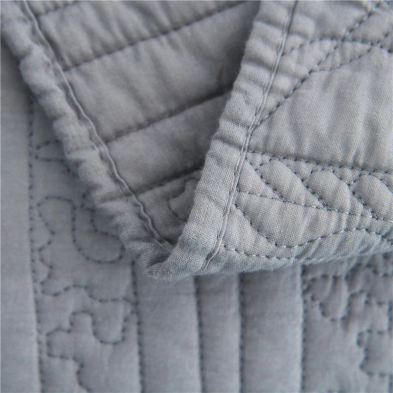 Versatile Coverlet Set in Multiple Styles — Larena Design, Lightweight, Twin/Queen/King | Lumuwala — view 28
